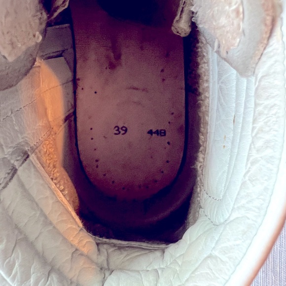 Golden Goose - Picture 10 of 15